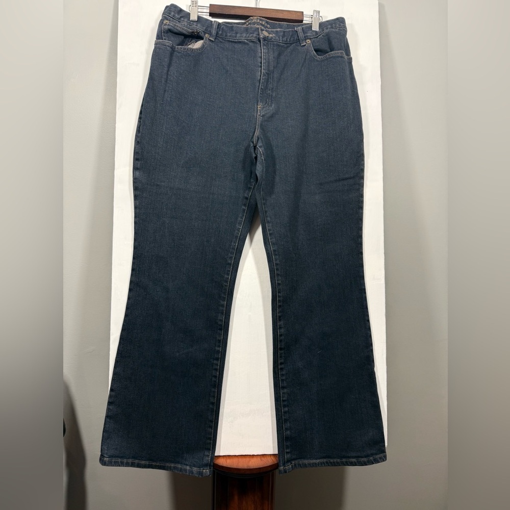 Women’s Size 16 Lauren Ralph Lauren Dark Blue Flare Jeans